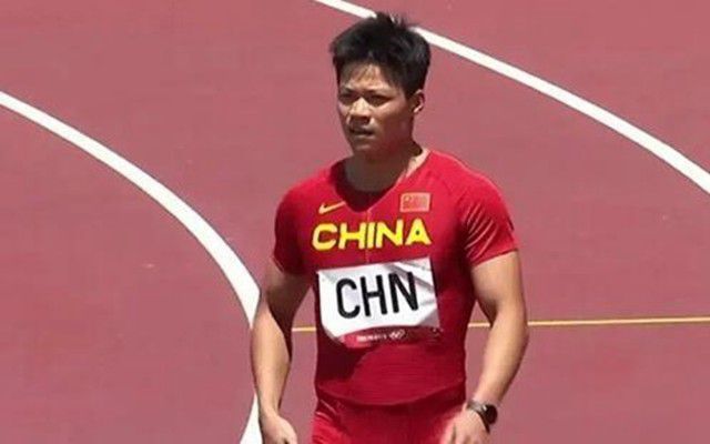 清纯女被强行开了处视频